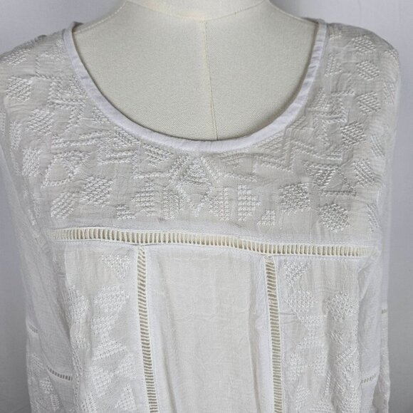 NWT Monoreno Anthropologie White Embroidered Boho Tunic Top Small - Picture 2 of 9